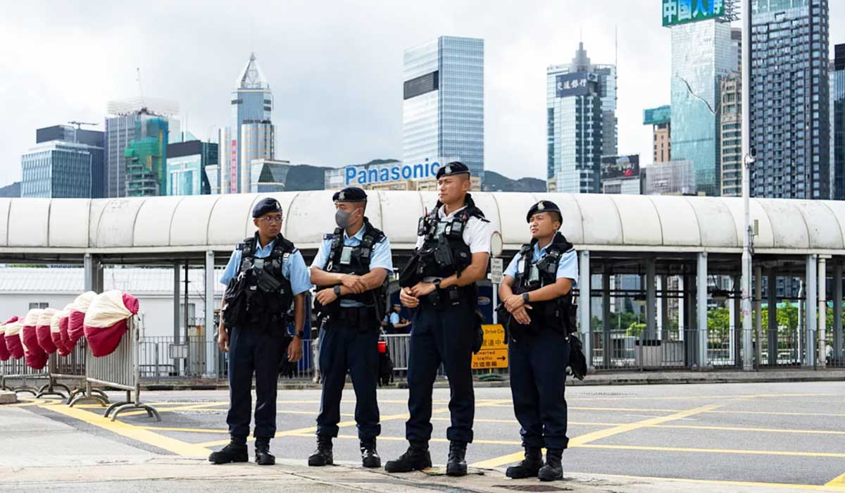 Hong Kong authorities have denied reports that police can freely access phones.